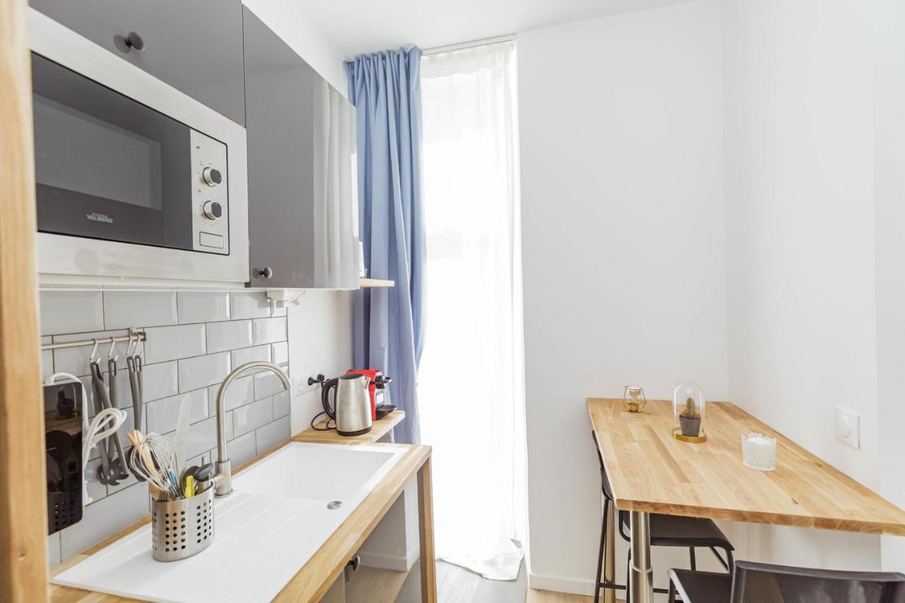 Nice 23 M Bright And Renovated Courtyard Side París Exterior foto